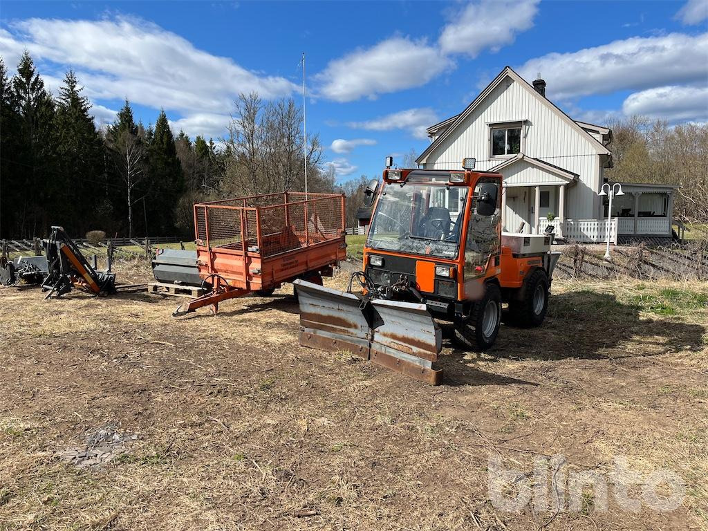 HOLDER C 340 med många tillbehör - Снегоуборочная машина: фото 1 HOLDER C 340 med många tillbehör - Снегоуборочная машина: фото 1