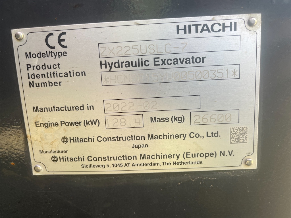 Гусеничный экскаватор Hitachi ZX225USLC-7: фото 29
