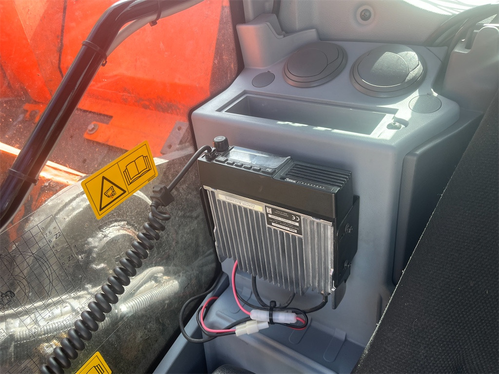 Гусеничный экскаватор Hitachi ZX225USLC-7: фото 38
