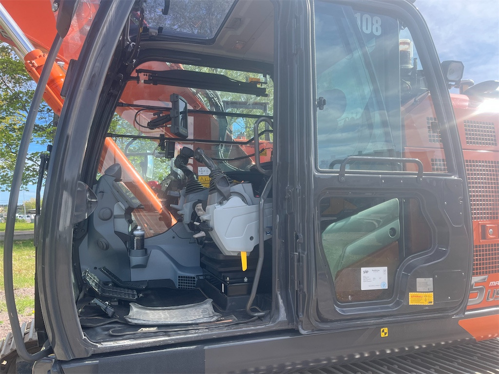 Гусеничный экскаватор Hitachi ZX225USLC-7: фото 31