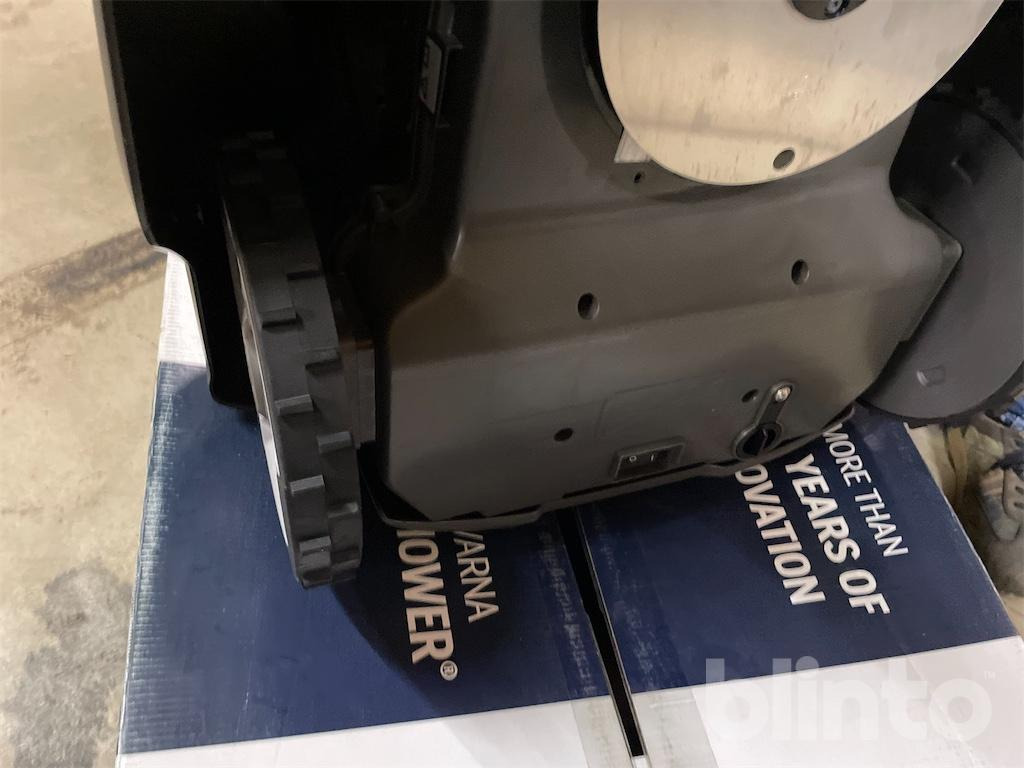 Газонокосилка Husqvarna 450X (2022): фото 19 Газонокосилка Husqvarna 450X (2022): фото 19