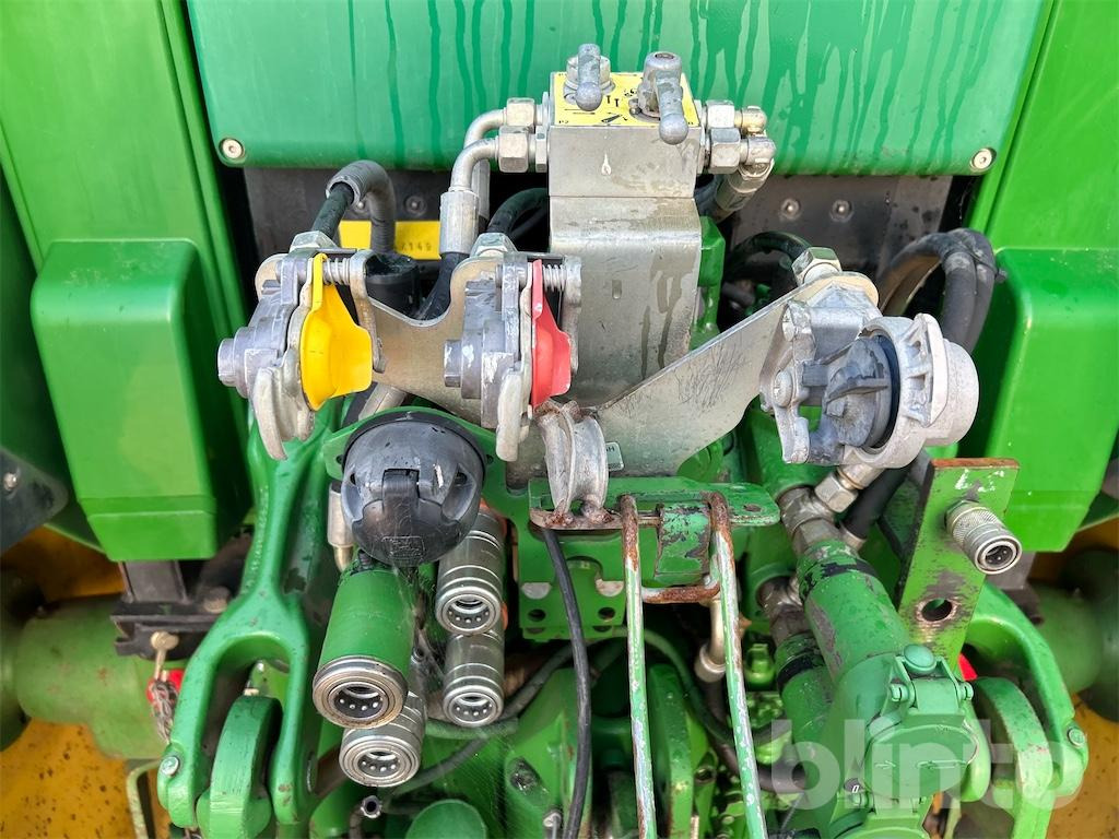 Трактор John Deere 6320 (2004): фото 29