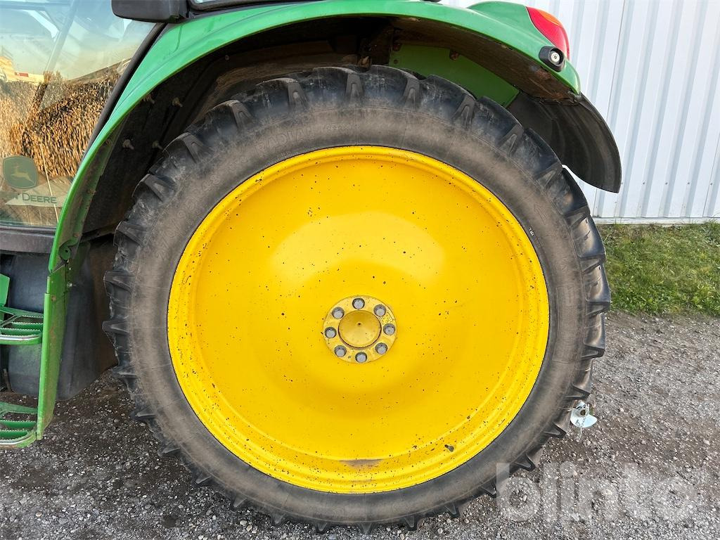 Трактор John Deere 6320 (2004): фото 21