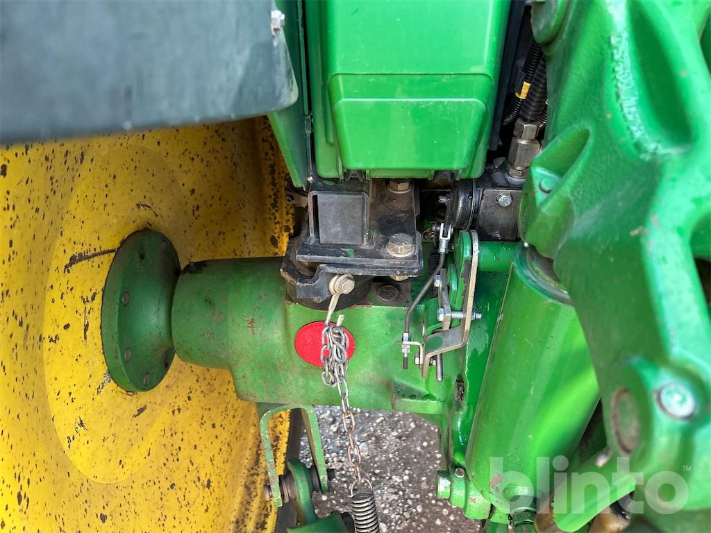 Трактор John Deere 6320 (2004): фото 26
