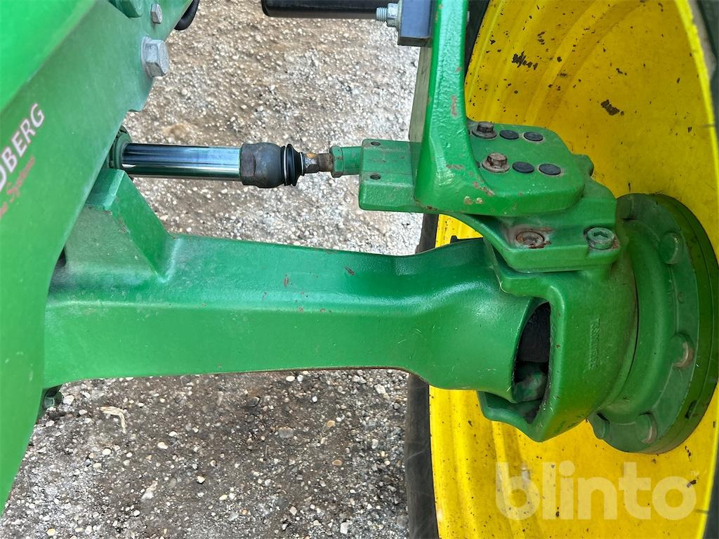 Трактор John Deere 6320 (2004): фото 15