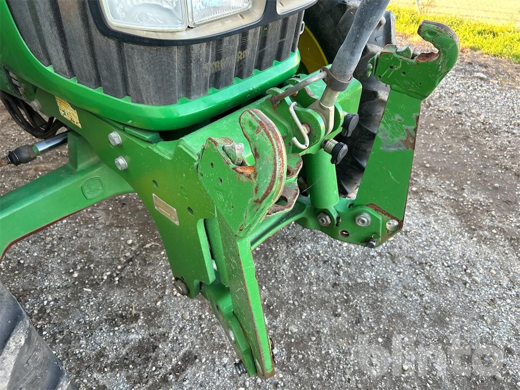 Трактор John Deere 6320 (2004): фото 12