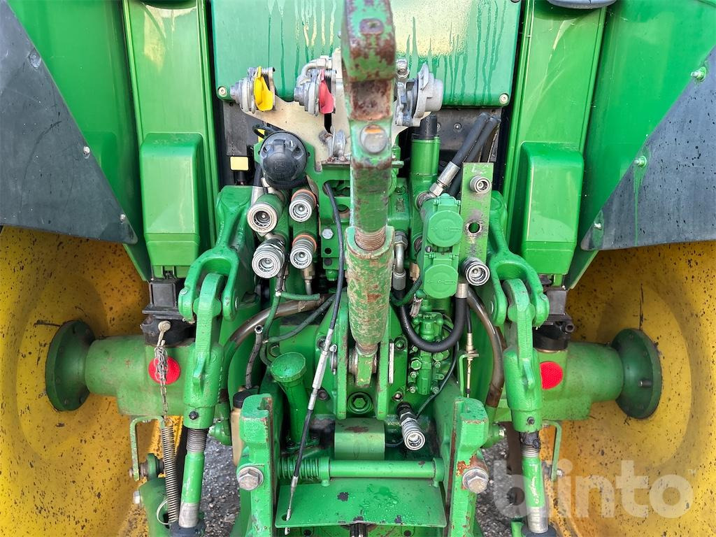 Трактор John Deere 6320 (2004): фото 30