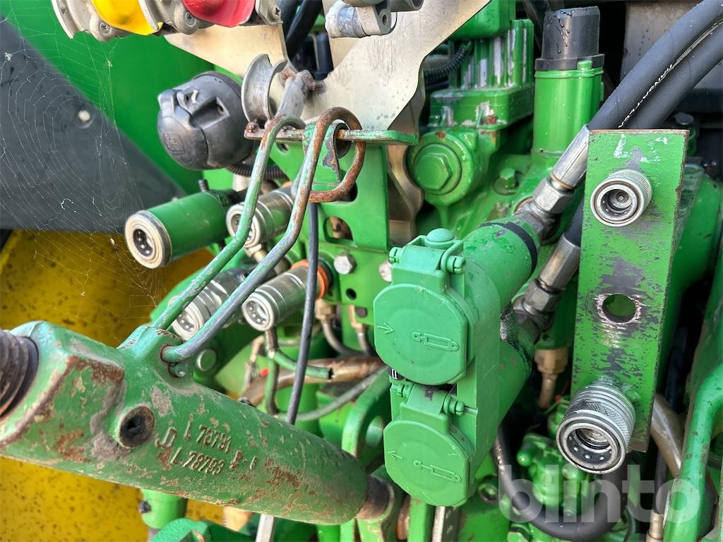 Трактор John Deere 6320 (2004): фото 32