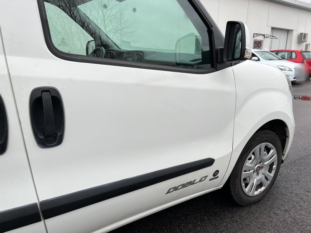 Коммерческий автомобиль FIAT DOBLO: фото 14 Коммерческий автомобиль FIAT DOBLO: фото 14