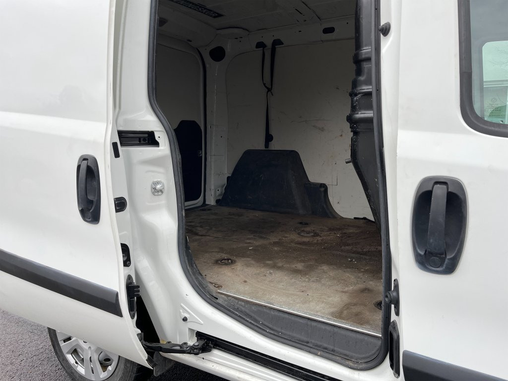 Коммерческий автомобиль FIAT DOBLO: фото 46 Коммерческий автомобиль FIAT DOBLO: фото 46