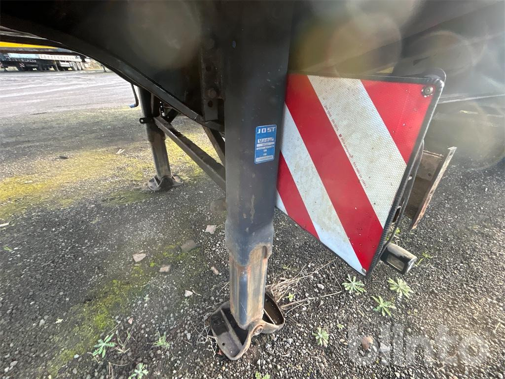 Полуприцеп бортовой/ Платформа Krone SD (2014): фото 32 Полуприцеп бортовой/ Платформа Krone SD (2014): фото 32