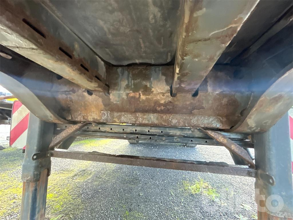 Полуприцеп бортовой/ Платформа Krone SD (2014): фото 41 Полуприцеп бортовой/ Платформа Krone SD (2014): фото 41