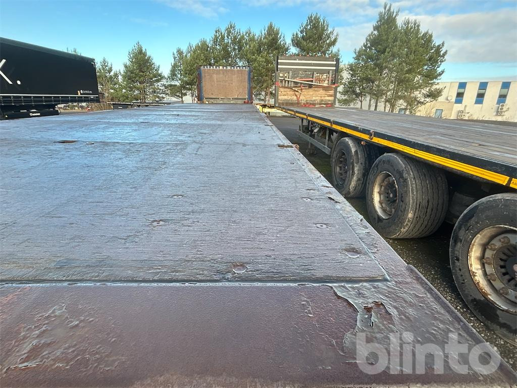 Полуприцеп бортовой/ Платформа Krone SD (2014): фото 16 Полуприцеп бортовой/ Платформа Krone SD (2014): фото 16