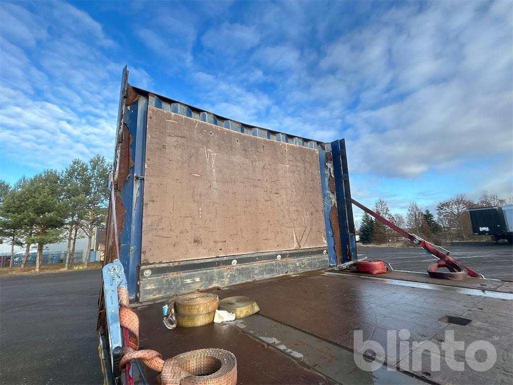 Полуприцеп бортовой/ Платформа Krone SD (2014): фото 29 Полуприцеп бортовой/ Платформа Krone SD (2014): фото 29