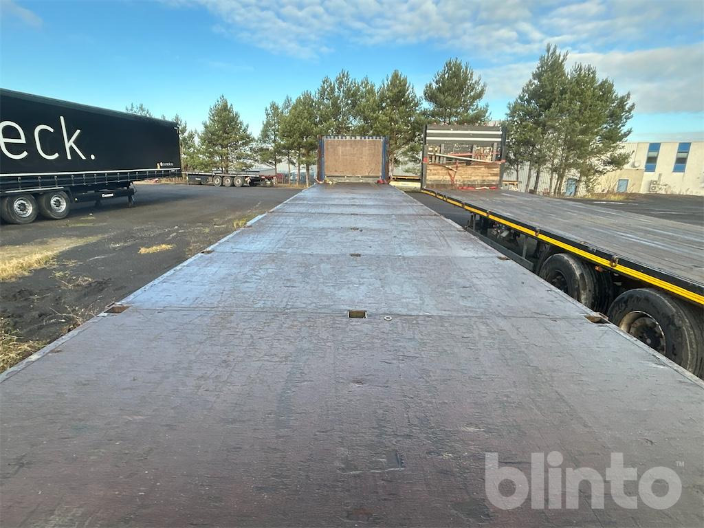 Полуприцеп бортовой/ Платформа Krone SD (2014): фото 18 Полуприцеп бортовой/ Платформа Krone SD (2014): фото 18