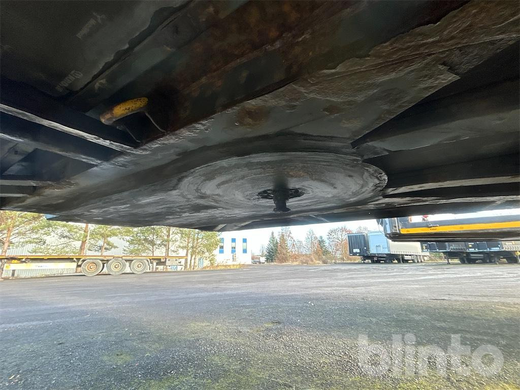 Полуприцеп бортовой/ Платформа Krone SD (2014): фото 36 Полуприцеп бортовой/ Платформа Krone SD (2014): фото 36