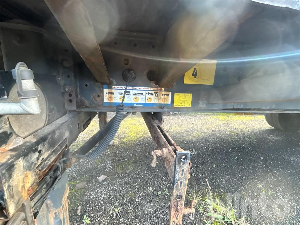 Полуприцеп бортовой/ Платформа Krone SD (2014): фото 45 Полуприцеп бортовой/ Платформа Krone SD (2014): фото 45