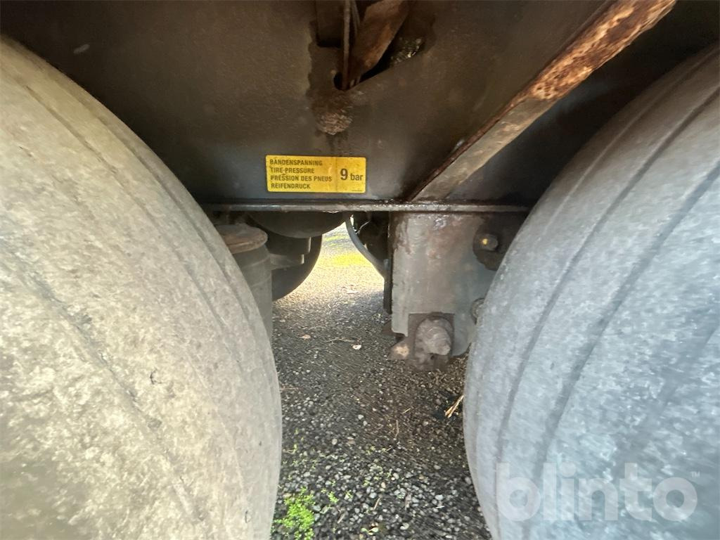 Полуприцеп бортовой/ Платформа Krone SD (2014): фото 50 Полуприцеп бортовой/ Платформа Krone SD (2014): фото 50