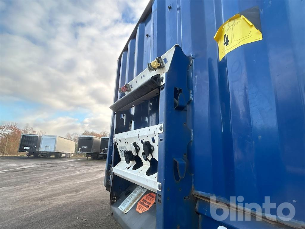 Полуприцеп бортовой/ Платформа Krone SD (2014): фото 22 Полуприцеп бортовой/ Платформа Krone SD (2014): фото 22