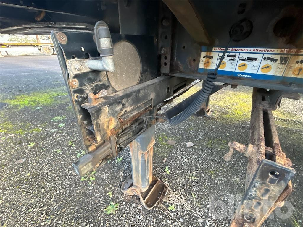 Полуприцеп бортовой/ Платформа Krone SD (2014): фото 46 Полуприцеп бортовой/ Платформа Krone SD (2014): фото 46