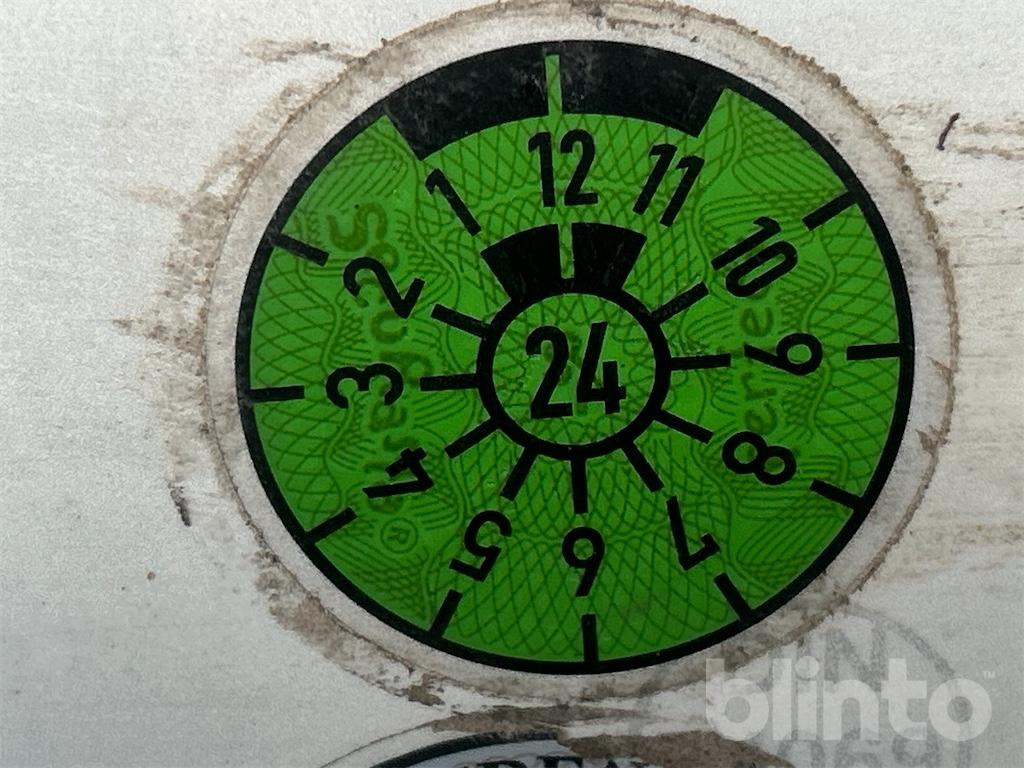 Полуприцеп бортовой/ Платформа Krone SD (2014): фото 6 Полуприцеп бортовой/ Платформа Krone SD (2014): фото 6