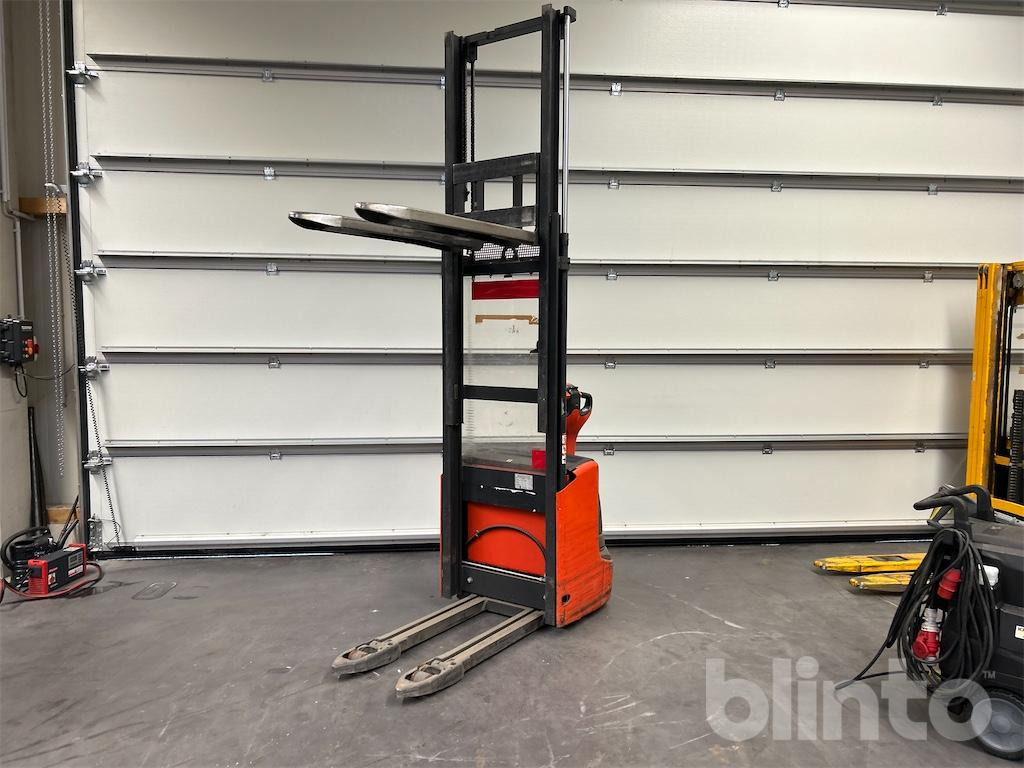 Штабелер Linde L12 (2016): фото 26