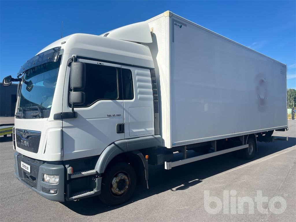 MAN - Грузовик с закрытым кузовом: фото 1 MAN - Грузовик с закрытым кузовом: фото 1