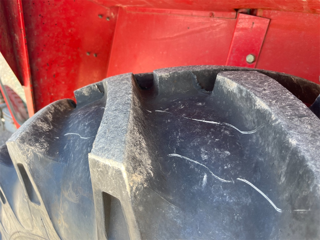 Трактор MASSEY FERGUSON 575-2 8V: фото 31