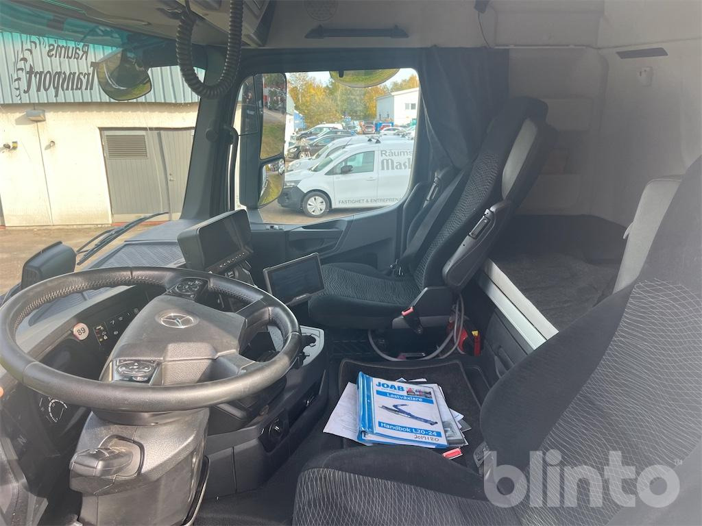 Крюковой мультилифт MERCEDES-BENZ Arocs 3251 8x4: фото 14 Крюковой мультилифт MERCEDES-BENZ Arocs 3251 8x4: фото 14