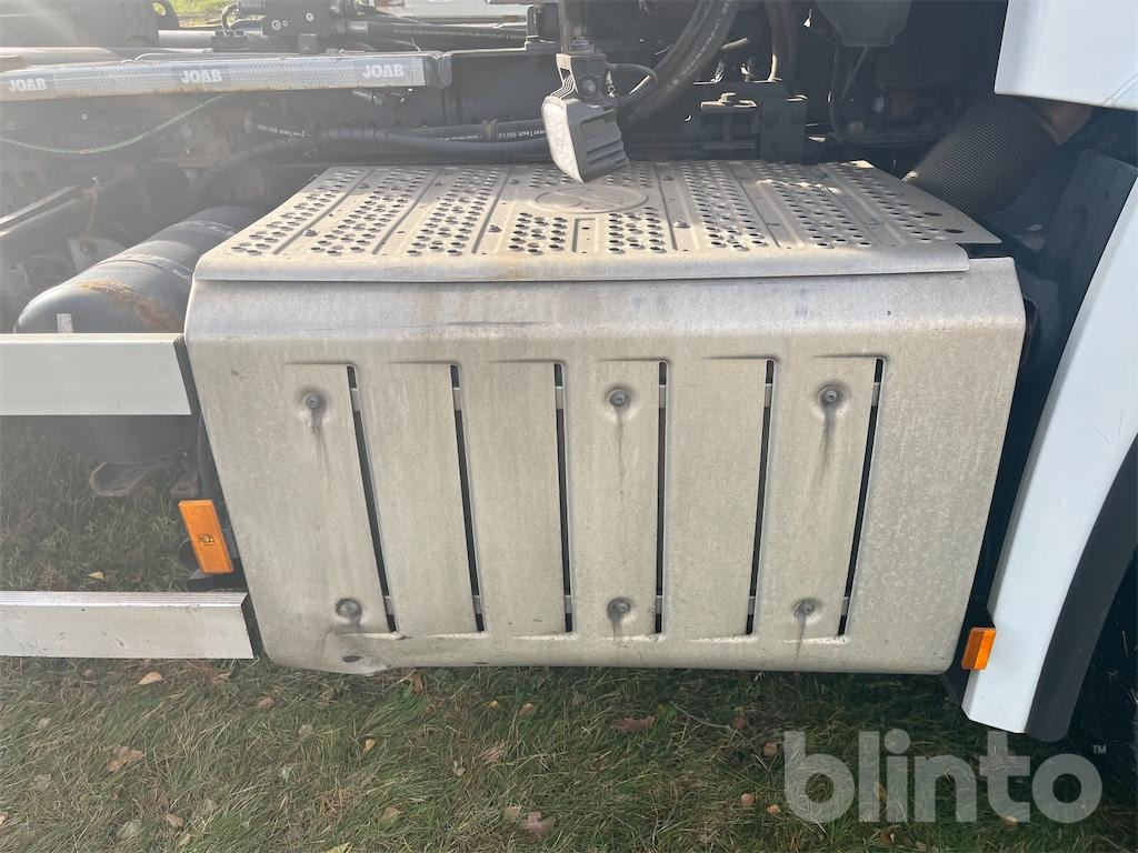 Крюковой мультилифт MERCEDES-BENZ Arocs 3251 8x4: фото 50 Крюковой мультилифт MERCEDES-BENZ Arocs 3251 8x4: фото 50