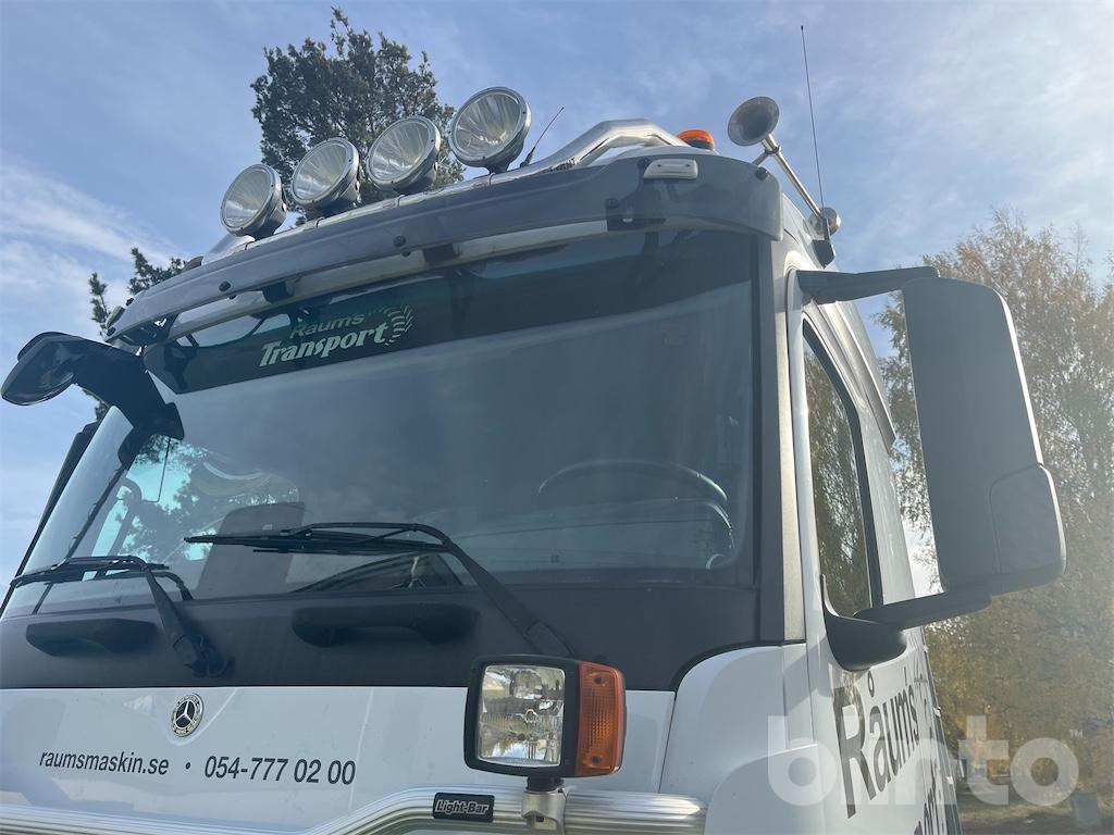 Крюковой мультилифт MERCEDES-BENZ Arocs 3251 8x4: фото 34 Крюковой мультилифт MERCEDES-BENZ Arocs 3251 8x4: фото 34