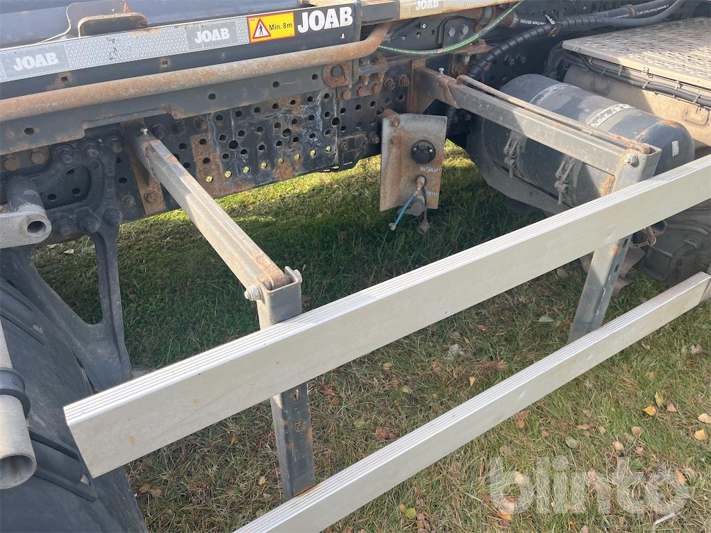 Крюковой мультилифт MERCEDES-BENZ Arocs 3251 8x4: фото 25 Крюковой мультилифт MERCEDES-BENZ Arocs 3251 8x4: фото 25