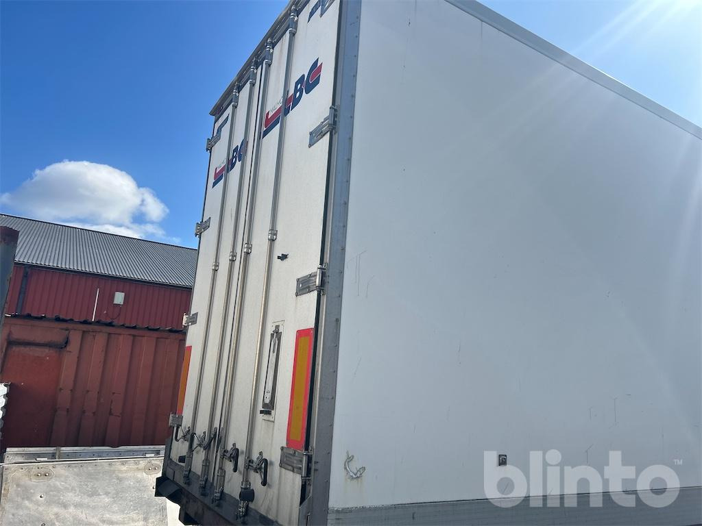 NÄRKO D4HB13N62 - Изотермический прицеп: фото 4 NÄRKO D4HB13N62 - Изотермический прицеп: фото 4