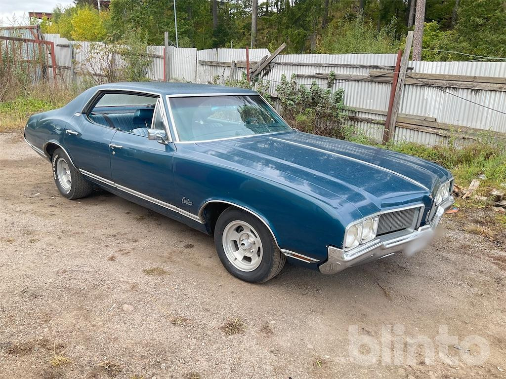 OLDSMOBILE - Легковой автомобиль: фото 1 OLDSMOBILE - Легковой автомобиль: фото 1