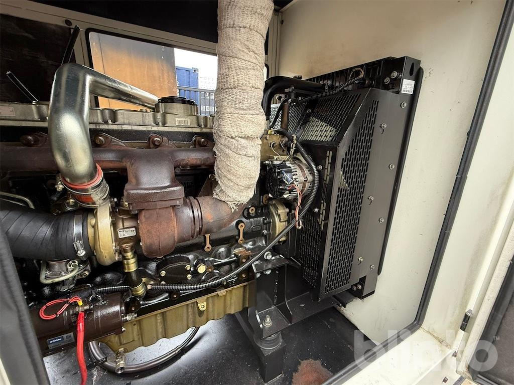 Электрогенератор Perkins 150 kVA / Reparationsobjekt: фото 16