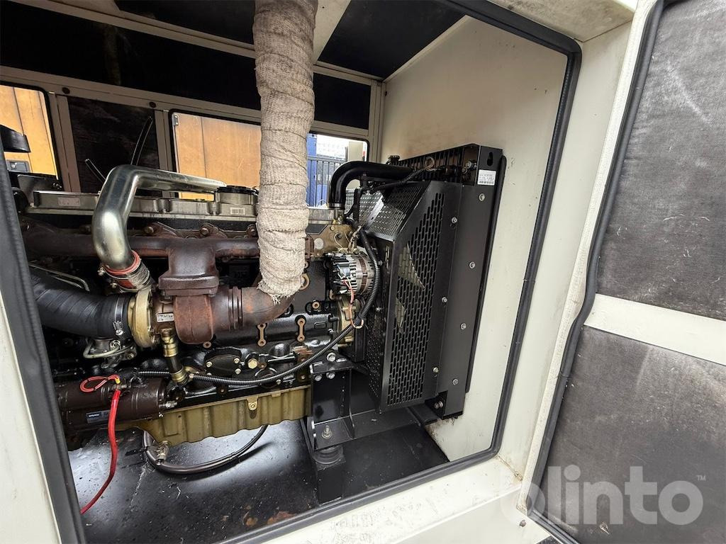 Электрогенератор Perkins 150 kVA / Reparationsobjekt: фото 9