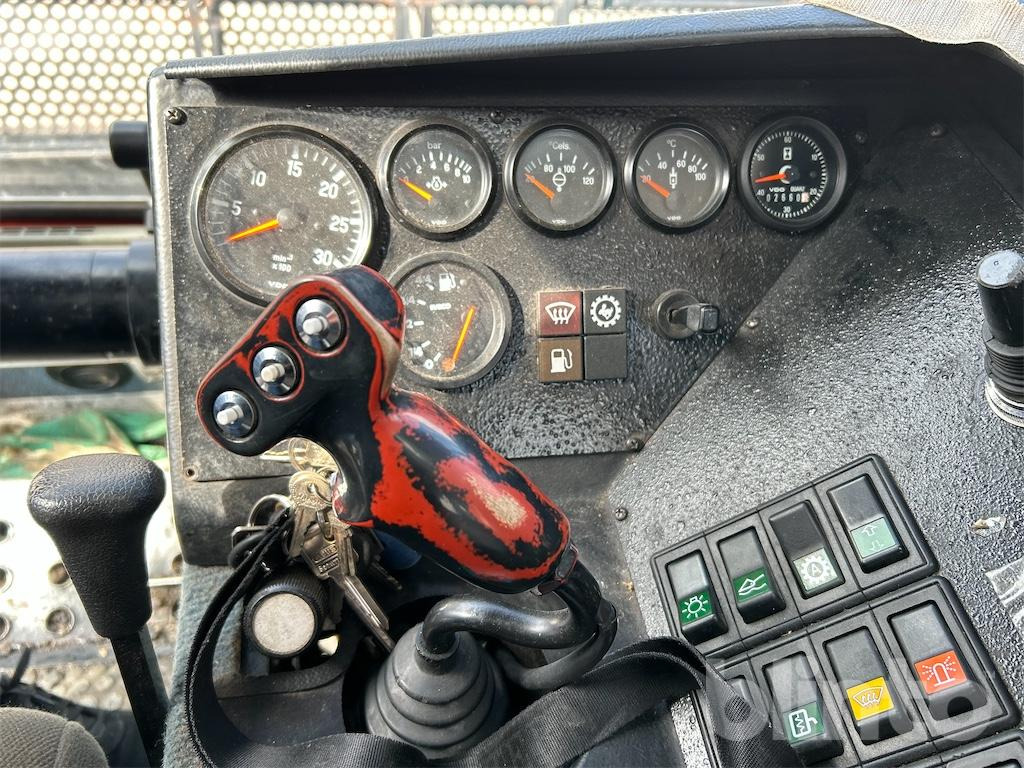 Снегоуборочная машина Prinoth T4 (1991): фото 7 Снегоуборочная машина Prinoth T4 (1991): фото 7