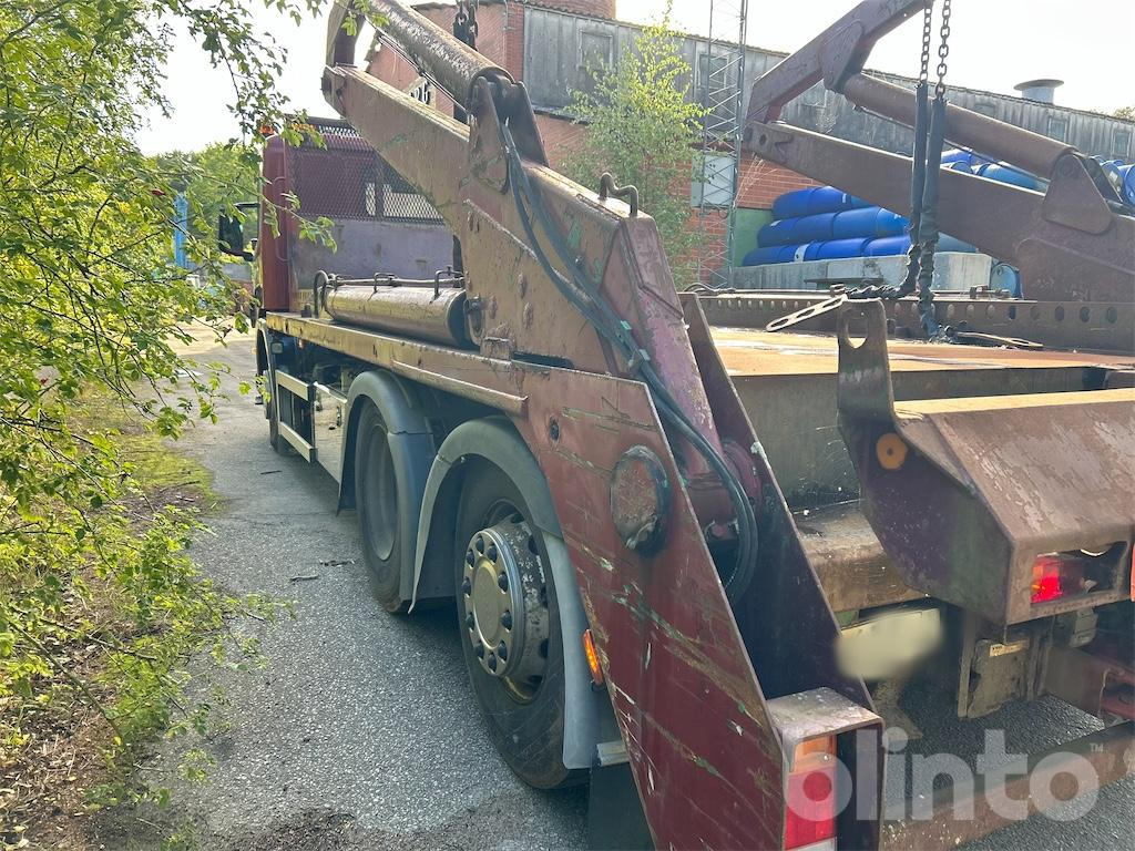 SCANIA P114GB6X2*4NB340 - Грузовик-контейнеровоз/ Сменный кузов: фото 3 SCANIA P114GB6X2*4NB340 - Грузовик-контейнеровоз/ Сменный кузов: фото 3