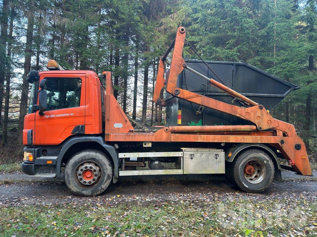 SCANIA P94GB4X2NZ230 - Портальный бункеровоз: фото 5 SCANIA P94GB4X2NZ230 - Портальный бункеровоз: фото 5