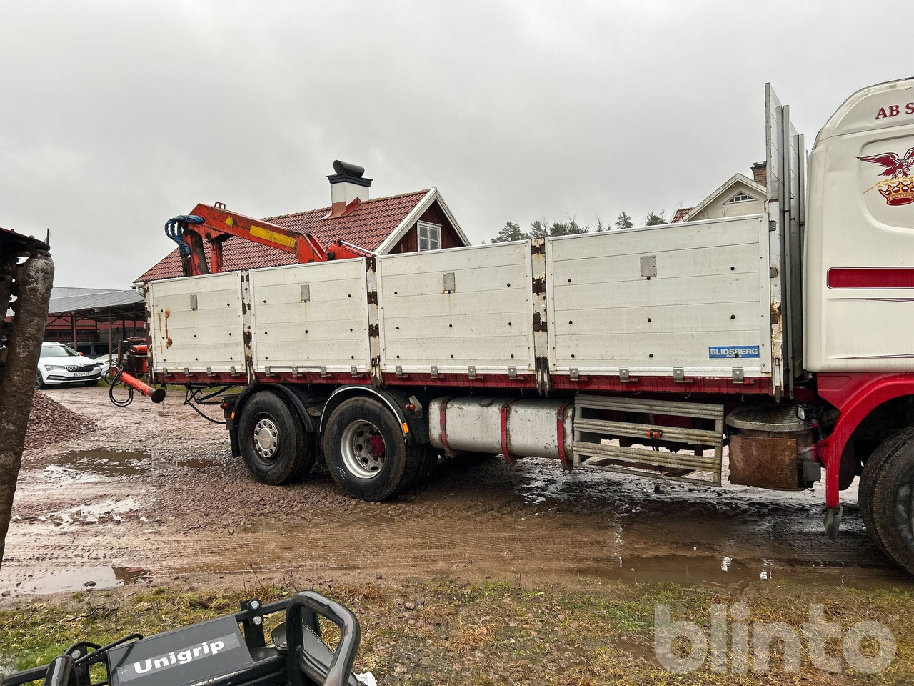 SCANIA R124GB 6X2 4NA420 - Самосвал, Автоманипулятор: фото 5 SCANIA R124GB 6X2 4NA420 - Самосвал, Автоманипулятор: фото 5