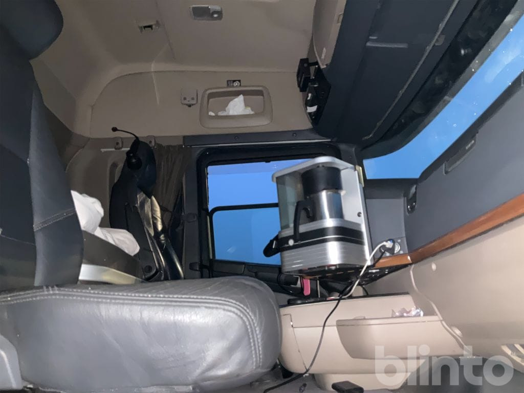 Грузовик с закрытым кузовом SCANIA R450LB6X2*4MNB: фото 27