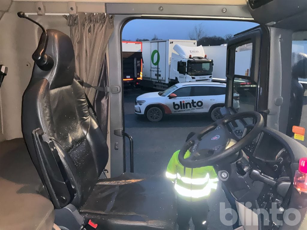 Грузовик с закрытым кузовом SCANIA R450LB6X2*4MNB: фото 34