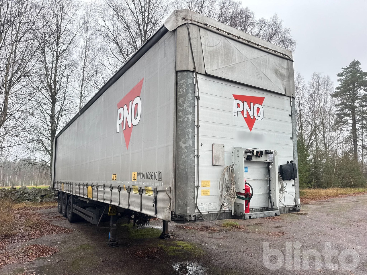 SCHMITZ CARGOBULL XL - Тентованный полуприцеп: фото 3 SCHMITZ CARGOBULL XL - Тентованный полуприцеп: фото 3