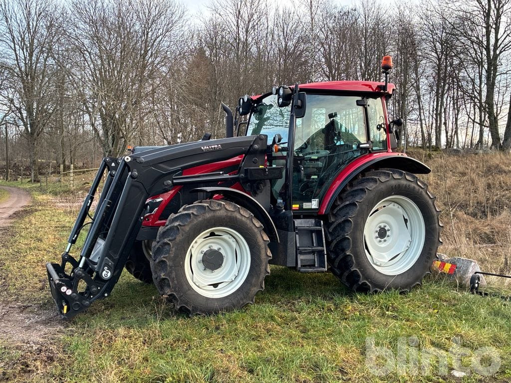 VALTRA A115 Skogsutrustad - Трактор: фото 1 VALTRA A115 Skogsutrustad - Трактор: фото 1