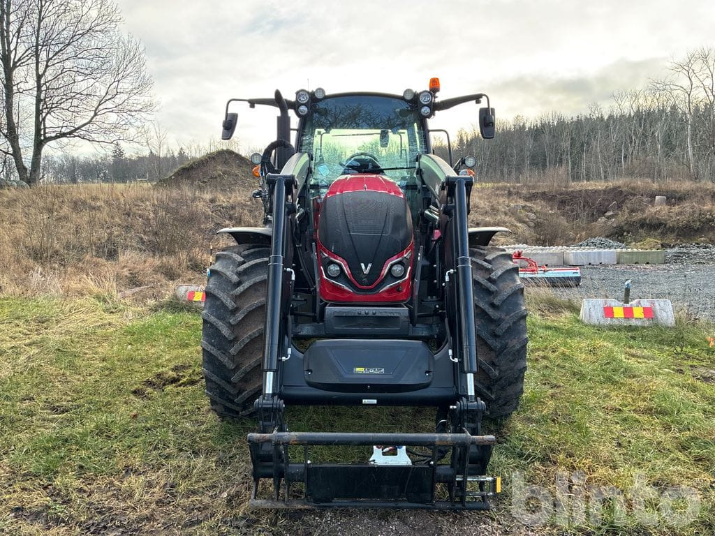 VALTRA A115 Skogsutrustad - Трактор: фото 2 VALTRA A115 Skogsutrustad - Трактор: фото 2