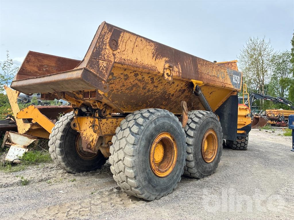 VOLVO A25D 6X6 - Сочленённый самосвал: фото 5 VOLVO A25D 6X6 - Сочленённый самосвал: фото 5