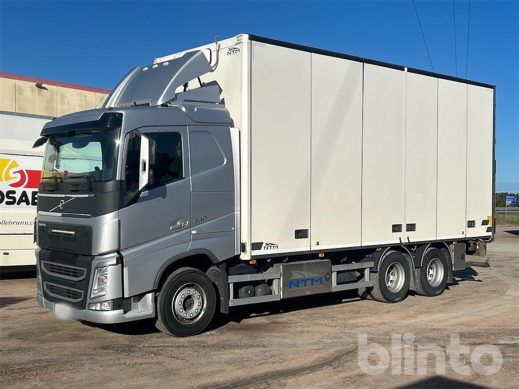 VOLVO FH 540 - Грузовик с закрытым кузовом: фото 1 VOLVO FH 540 - Грузовик с закрытым кузовом: фото 1