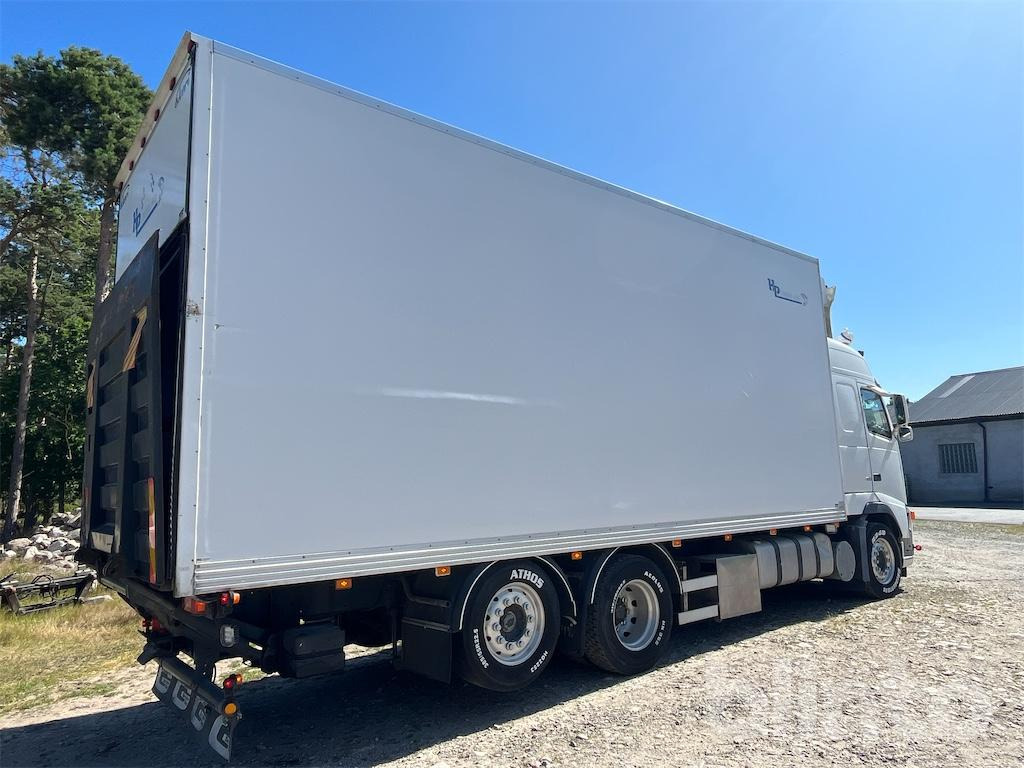 VOLVO FH12 6X2 - Рефрижератор: фото 5 VOLVO FH12 6X2 - Рефрижератор: фото 5