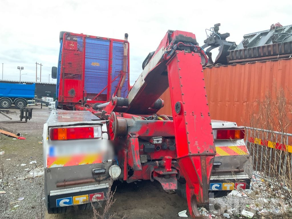 VOLVO FH12 6X2 - Крюковой мультилифт: фото 5 VOLVO FH12 6X2 - Крюковой мультилифт: фото 5