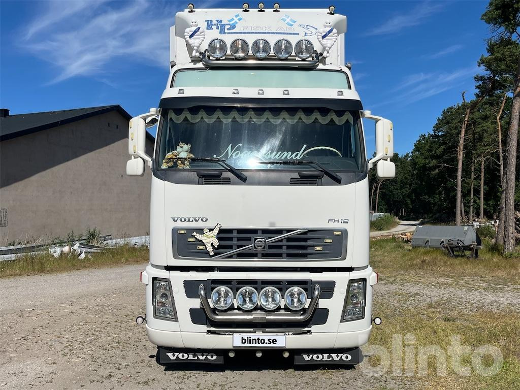VOLVO FH12 6X2 - Рефрижератор: фото 2 VOLVO FH12 6X2 - Рефрижератор: фото 2